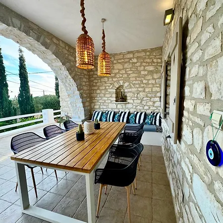 Villa Giorgianna -near With Pool *