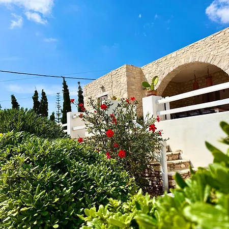 Giorgianna -near With Pool Alikí