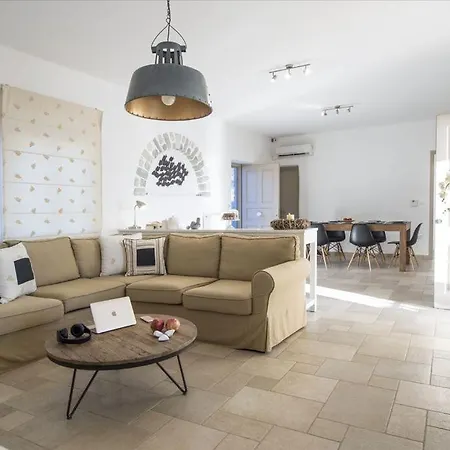 Villa Giorgianna -near With Pool *