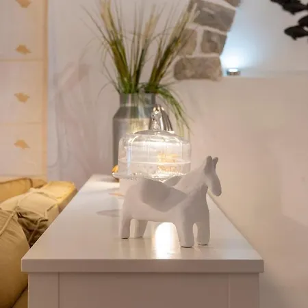 Giorgianna -near With Pool Nyaraló