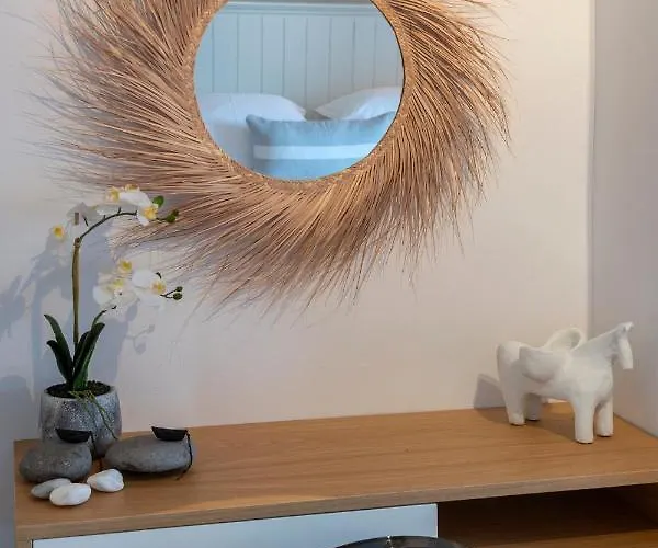 Giorgianna -near With Pool